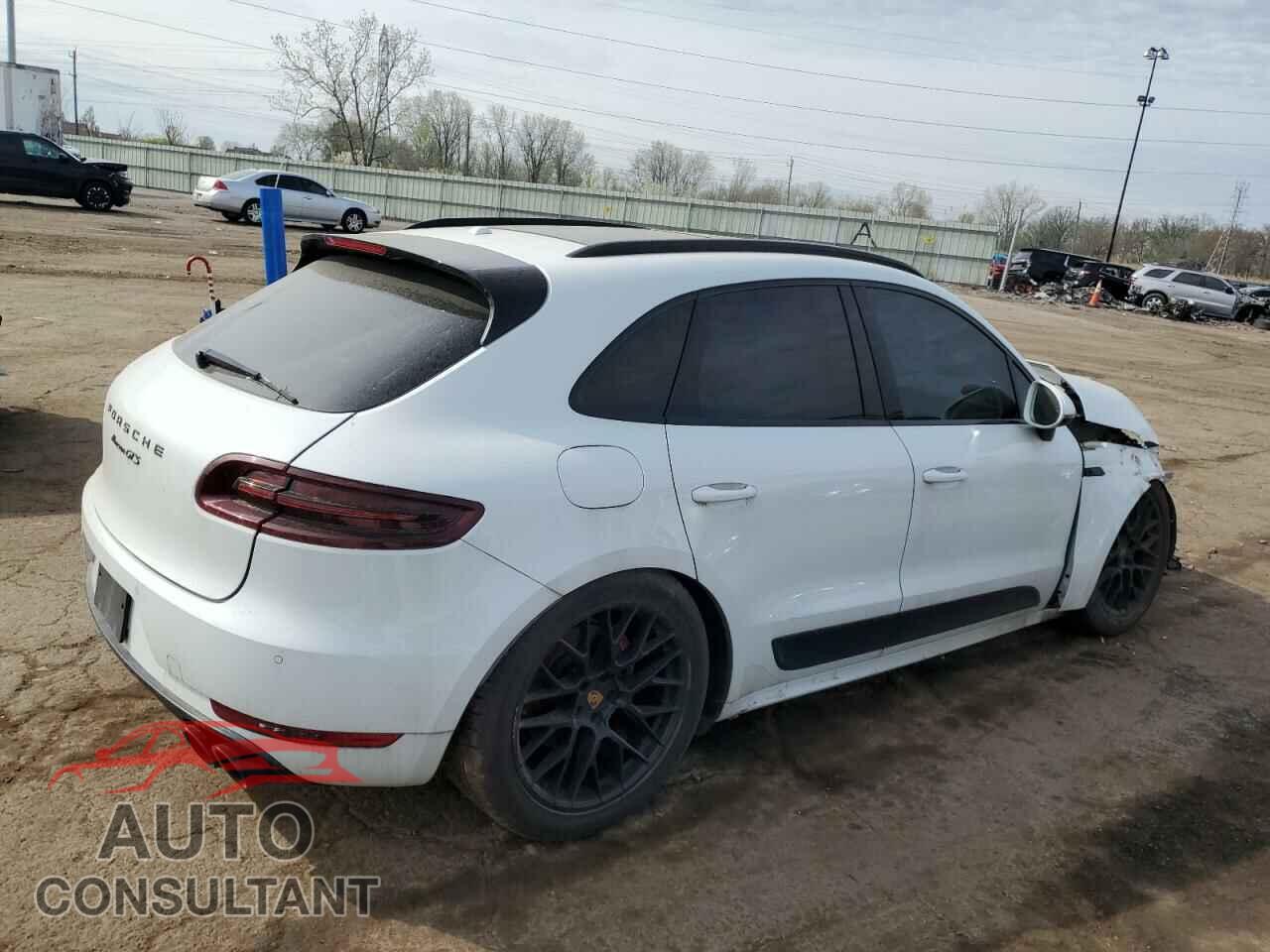 PORSCHE MACAN 2018 - WP1AG2A55JLB61187