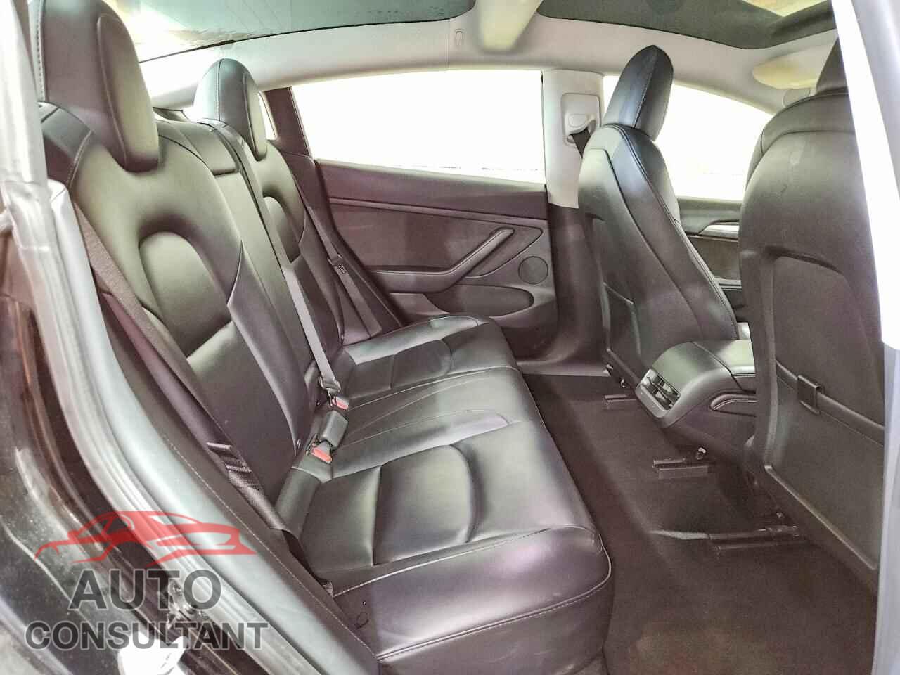 TESLA MODEL 3 2023 - 5YJ3E1EA4PF447531