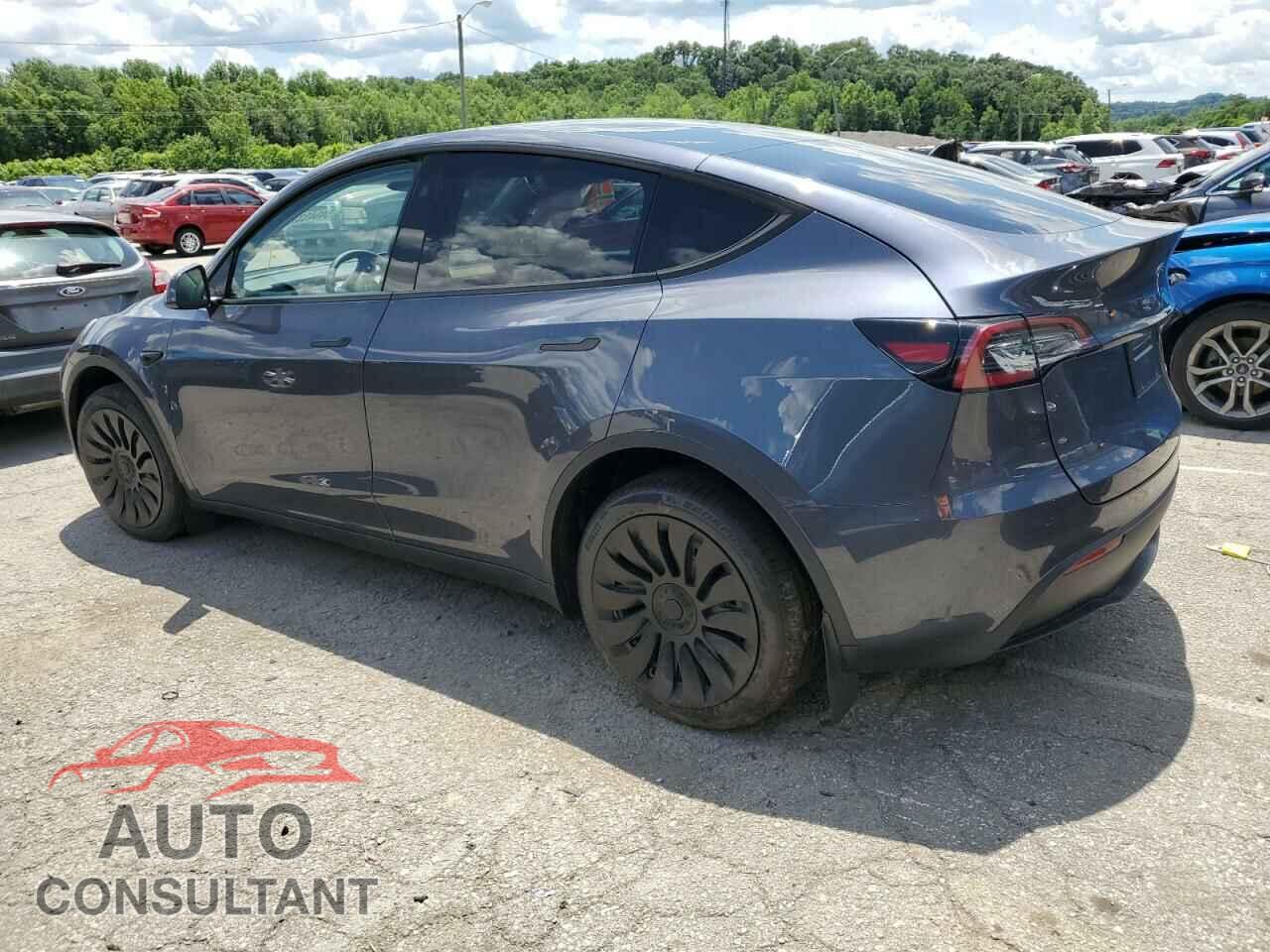 TESLA MODEL Y 2023 - 7SAYGDEE4PA194005