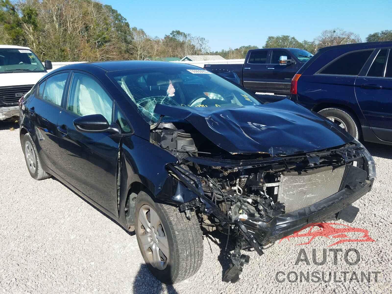KIA FORTE 2018 - 3KPFK4A7XJE242827