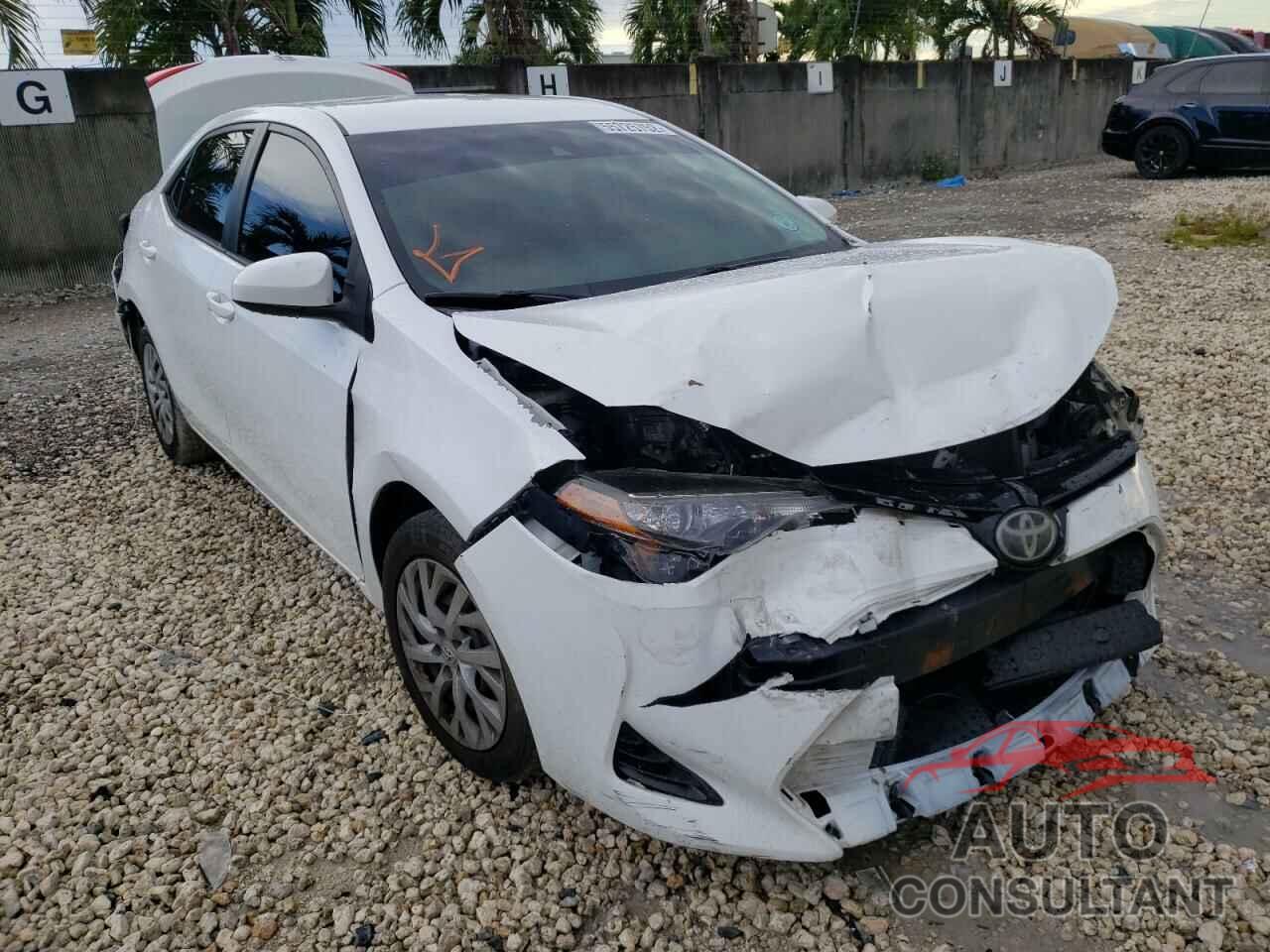 TOYOTA COROLLA 2017 - 5YFBURHE7HP604163