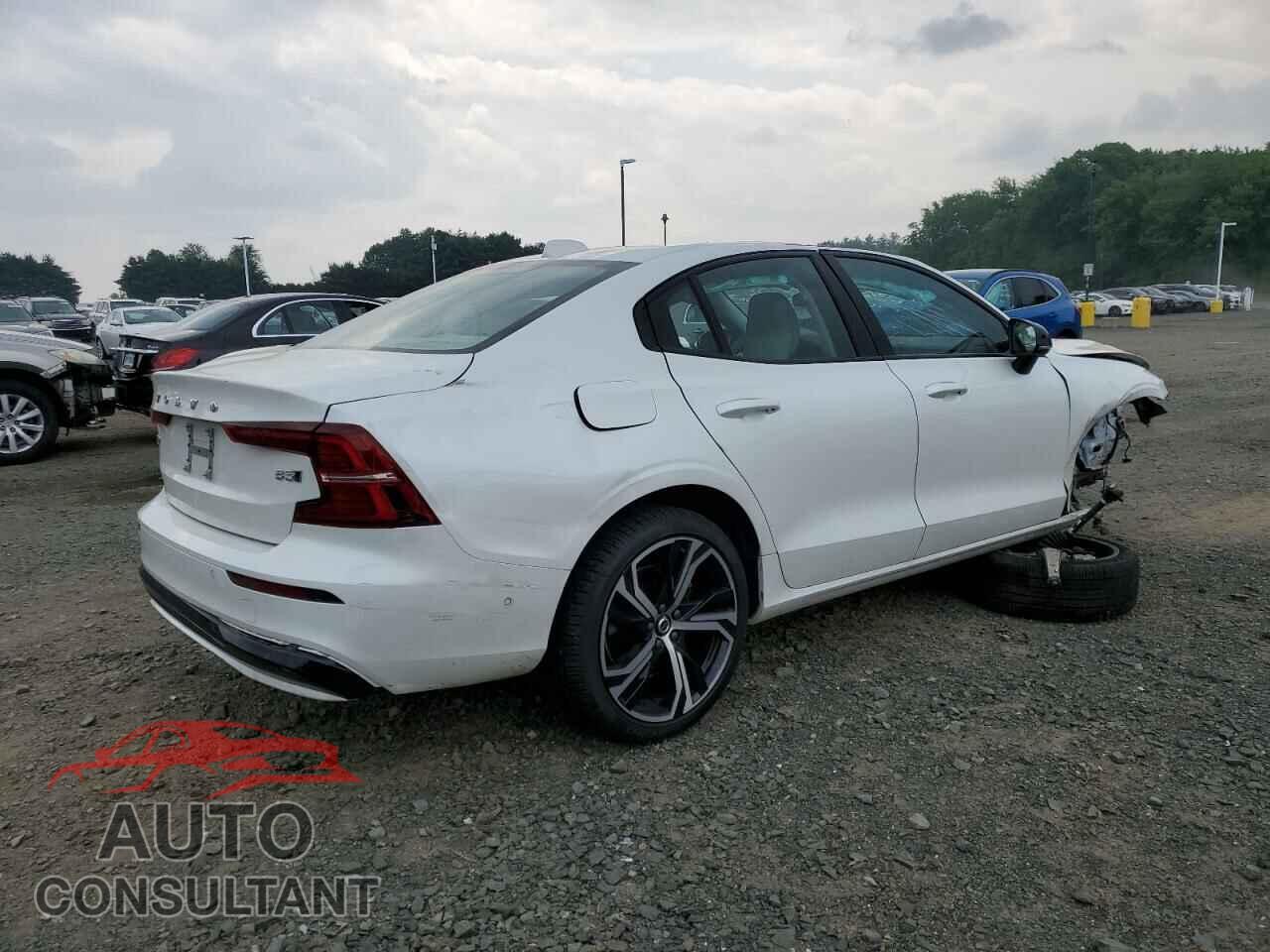 VOLVO S60 PLUS 2023 - 7JRL12TW7PG236444