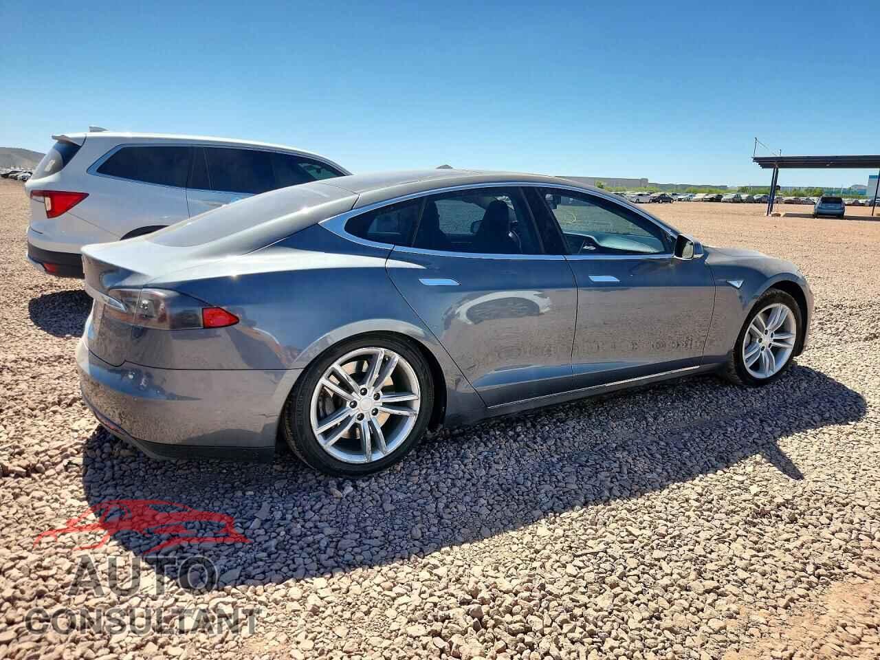 TESLA MODEL S 2014 - 5YJSA1H11EFP30694