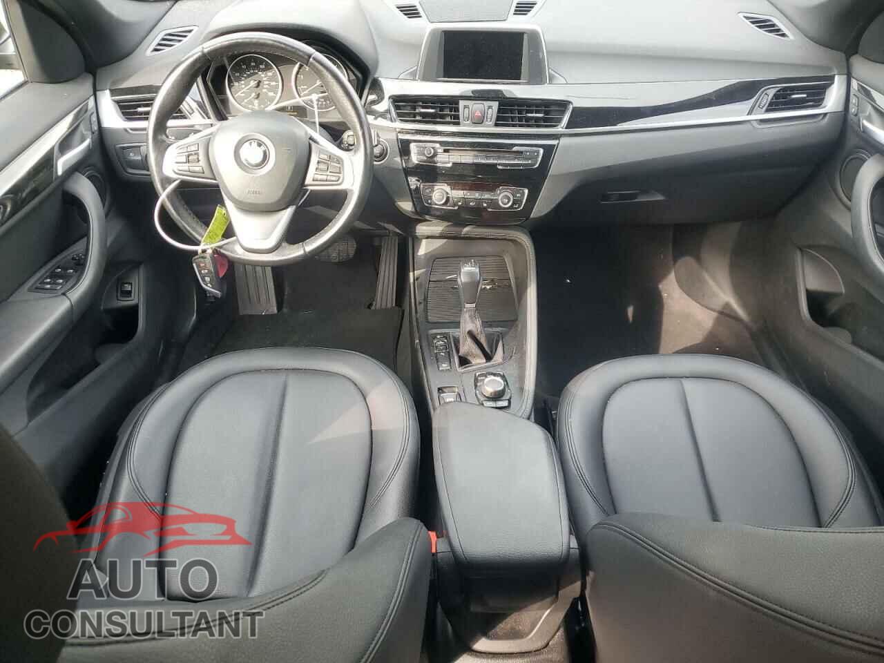BMW X1 2017 - WBXHT3C34H5F82674