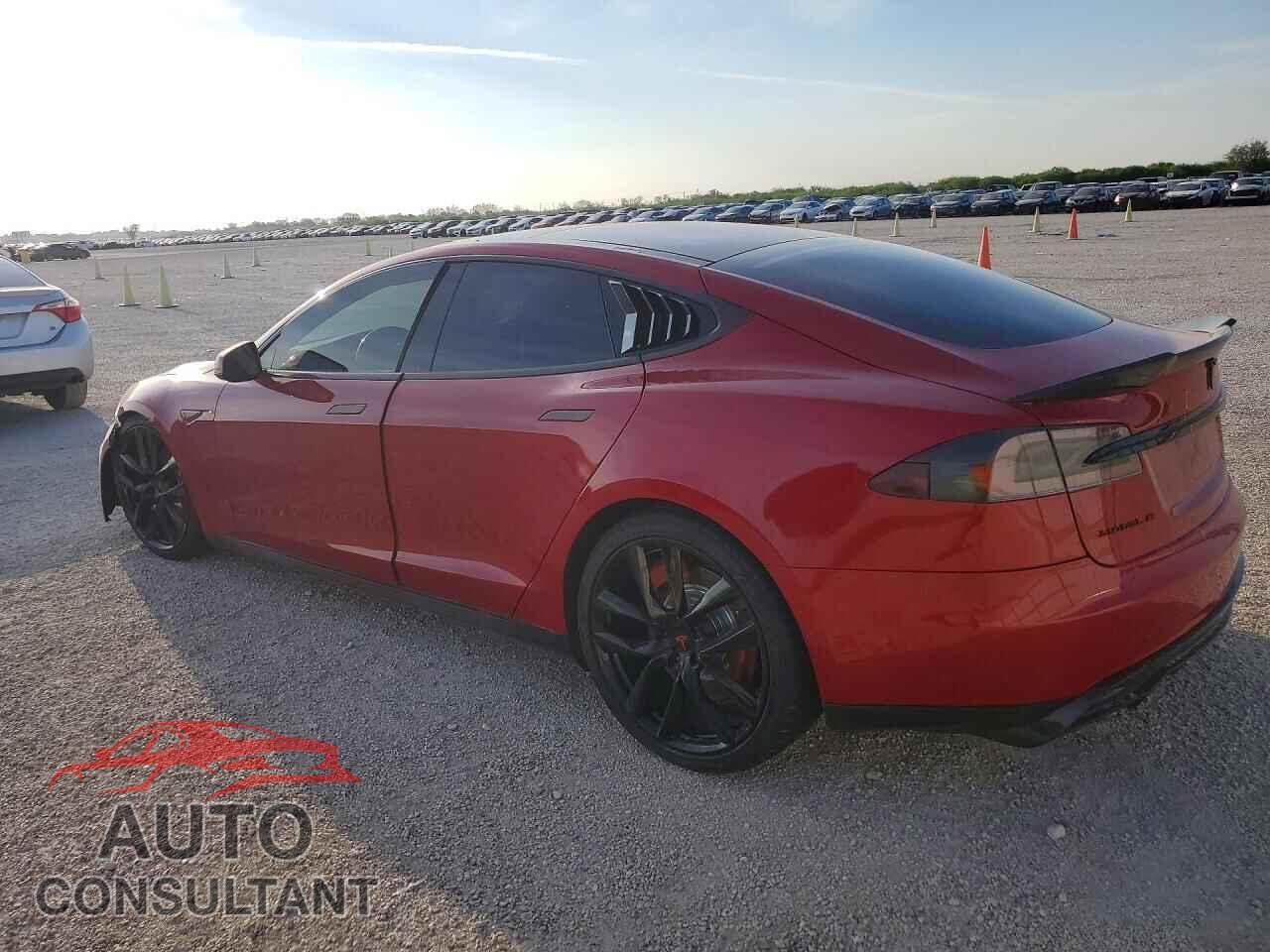 TESLA MODEL S 2013 - 5YJSA1DP3DFP21438