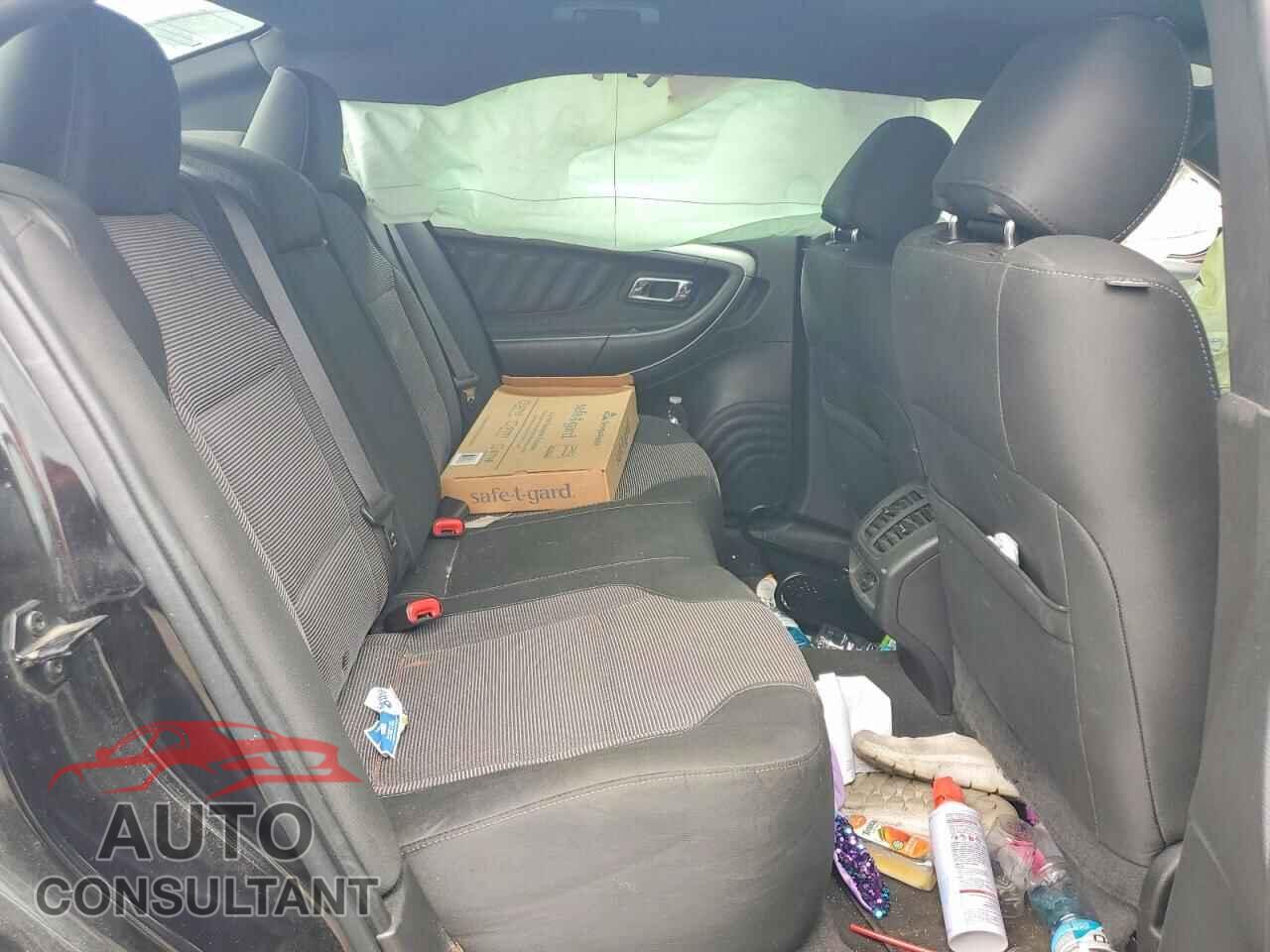 FORD TAURUS 2019 - 1FAHP2E89KG110182