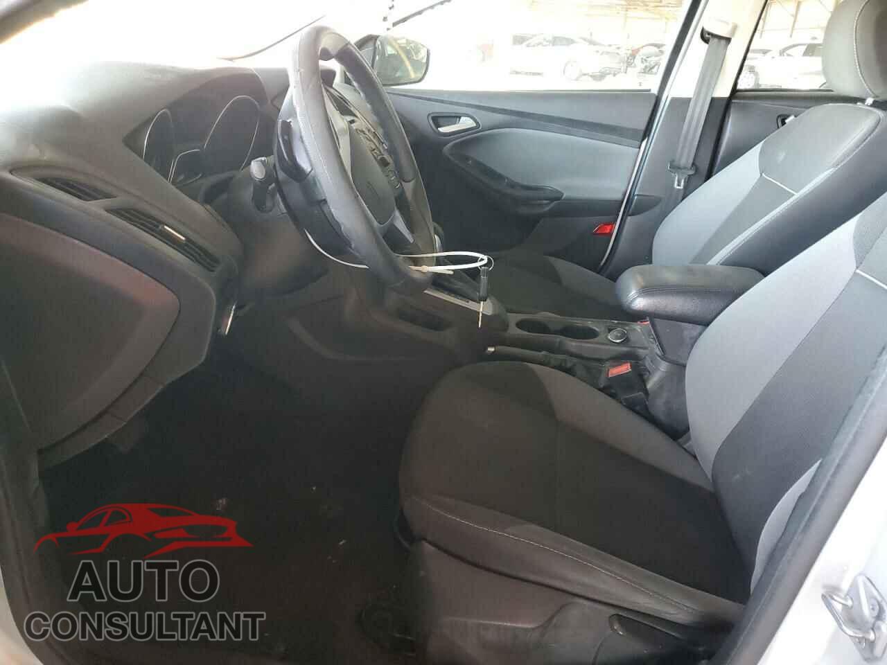 FORD FOCUS 2014 - 1FADP3F24EL163429