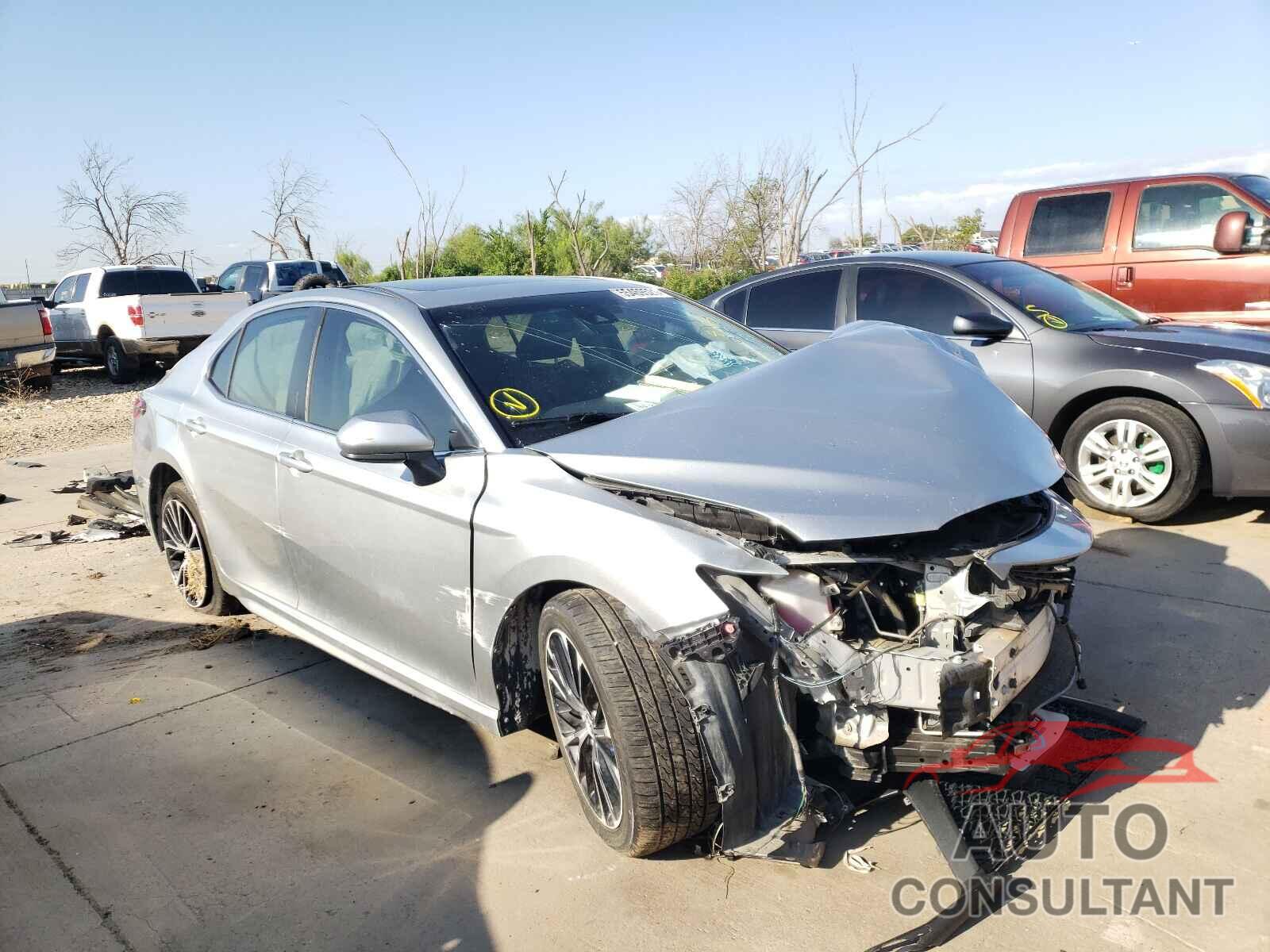 TOYOTA CAMRY 2018 - JTNB11HK2J3047561