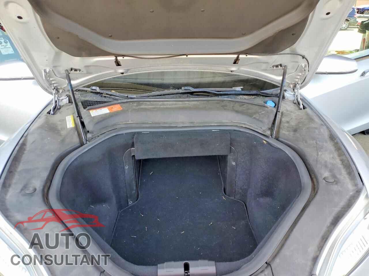 TESLA MODEL S 2015 - 5YJSA1E16FF116097