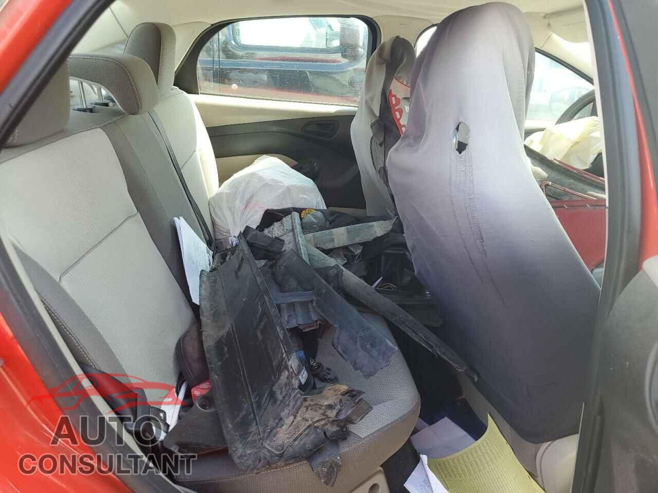 FORD FOCUS 2012 - 1FAHP3F2XCL178242