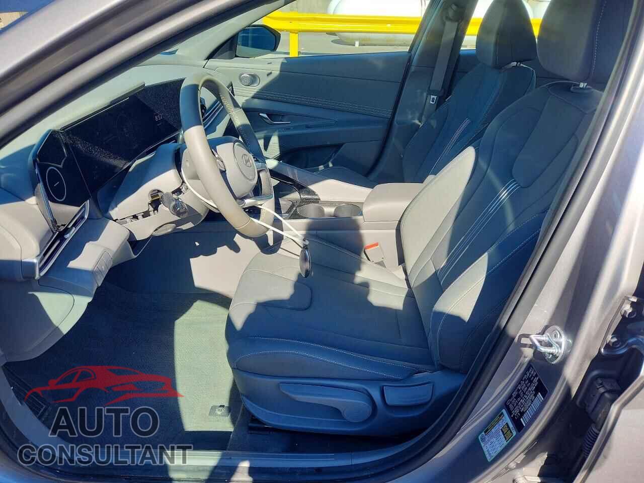 HYUNDAI ELANTRA 2025 - KMHLS4DG6SU856478