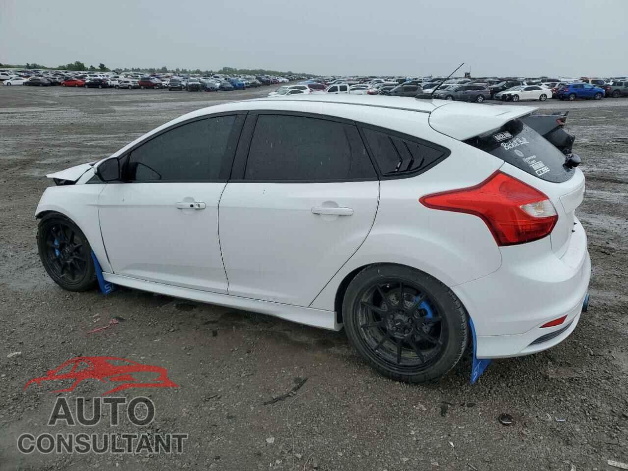 FORD FOCUS 2014 - 1FADP3L90EL179838