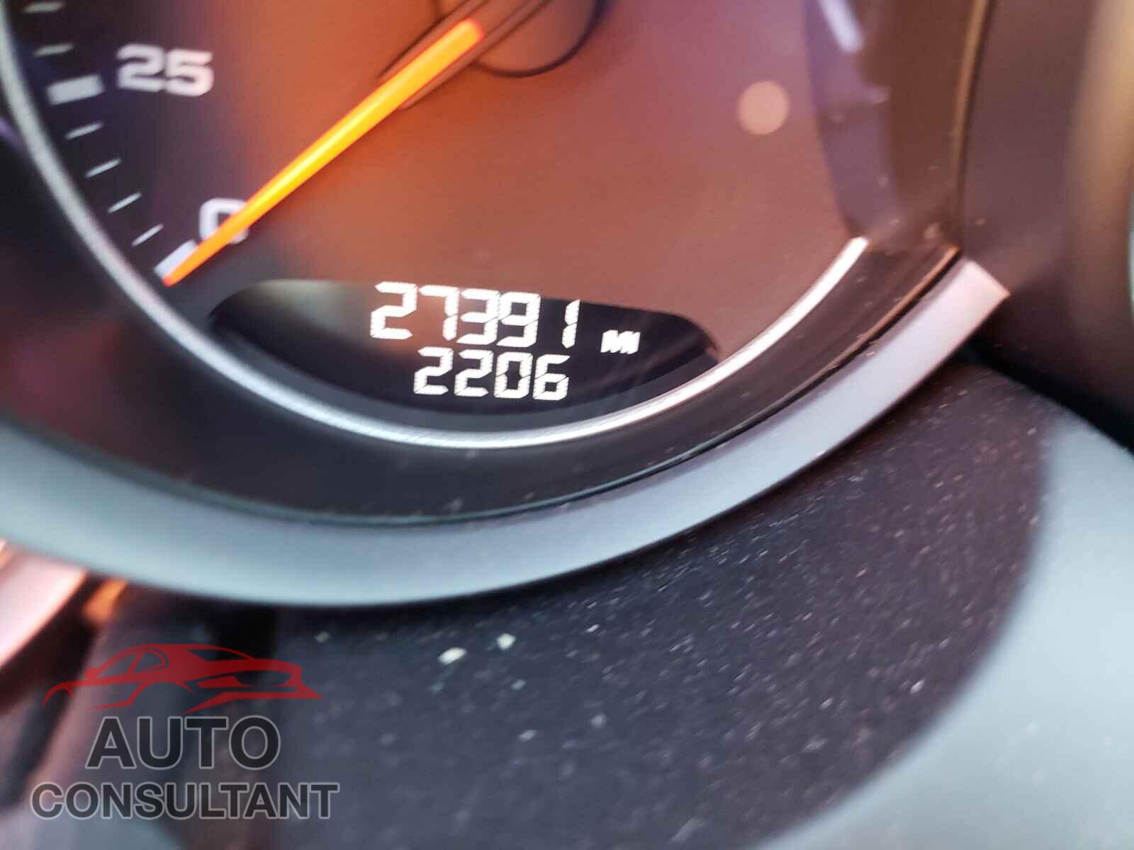 PORSCHE CAYENNE 2016 - WP1AA2A29GLA08375