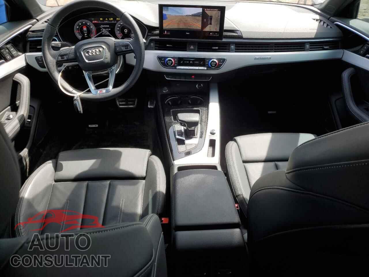 AUDI A4 2023 - WAUFAAF48PA034020