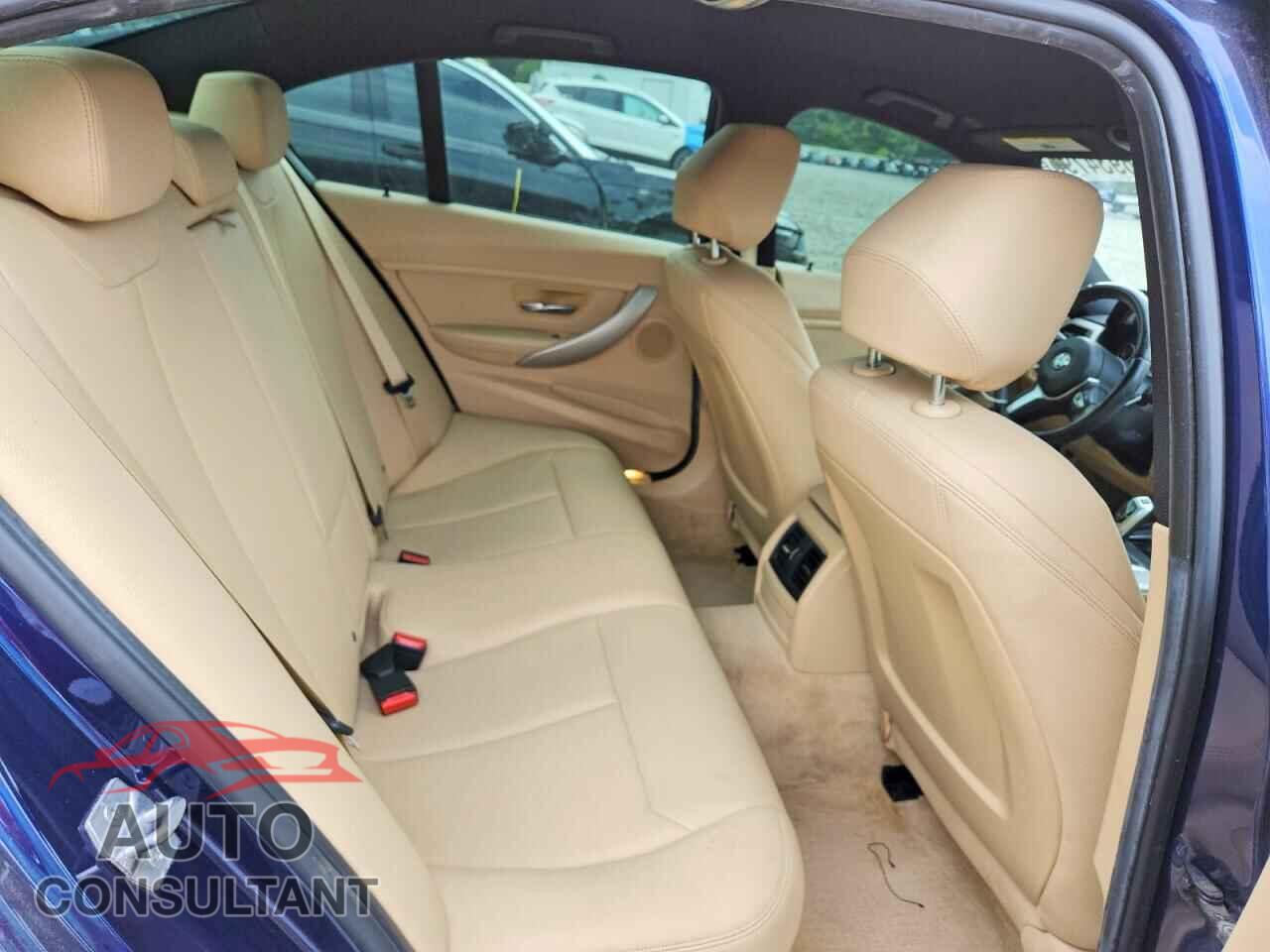 BMW 3 SERIES 2016 - WBA8E5G58GNU20246