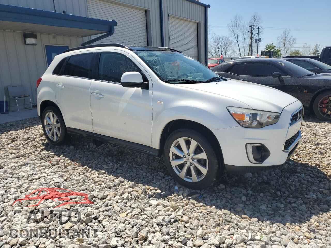 MITSUBISHI OUTLANDER 2015 - 4A4AR4AU4FE018802