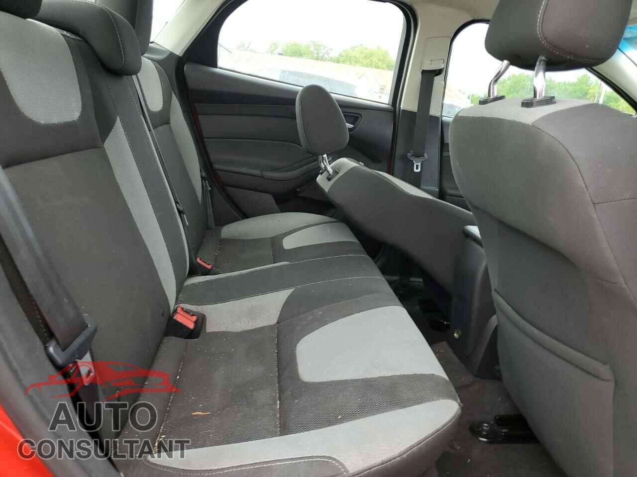 FORD FOCUS 2012 - 1FAHP3F26CL229638