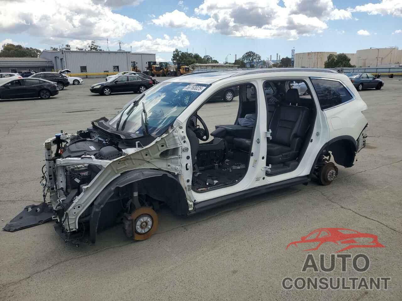 HONDA PILOT 2018 - 5FNYF6H97JB006159