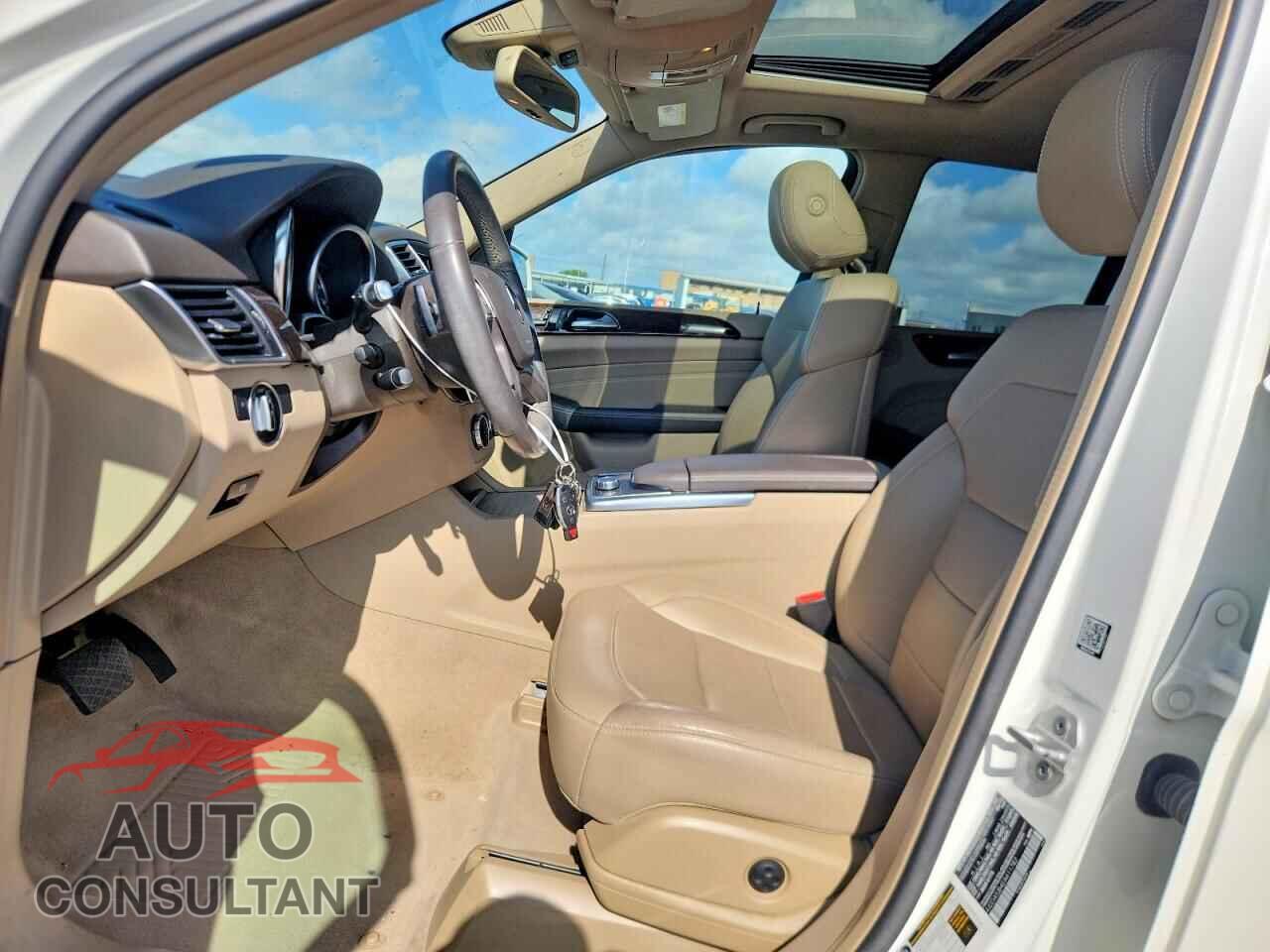 MERCEDES-BENZ M-CLASS 2014 - 4JGDA5JB4EA411782