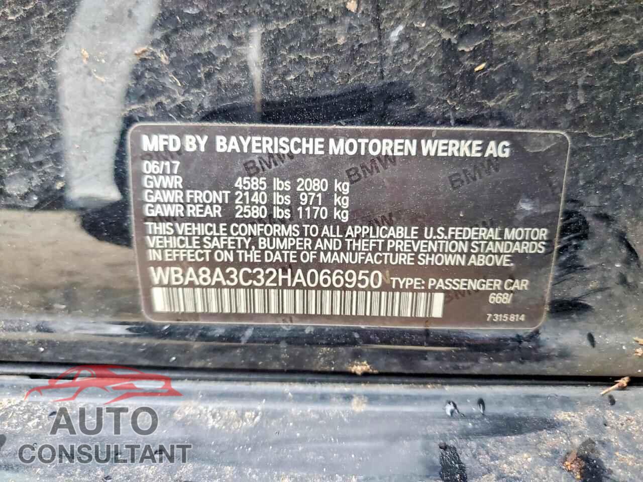 BMW 3 SERIES 2017 - WBA8A3C32HA066950