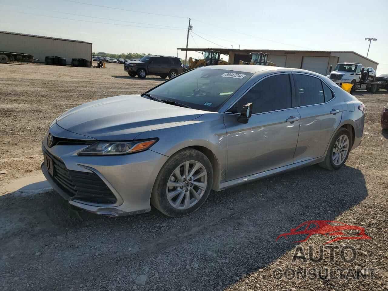 TOYOTA CAMRY 2021 - 4T1C11AK5MU457395