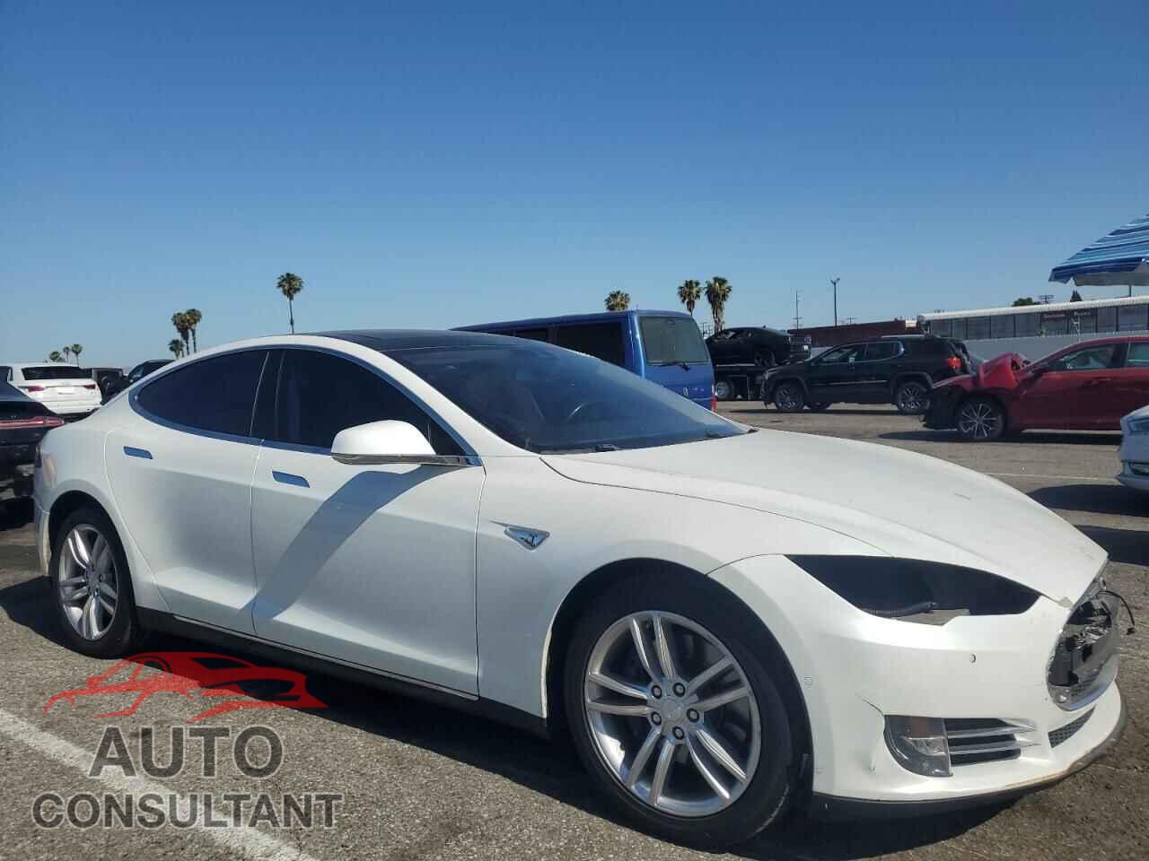 TESLA MODEL S 2014 - 5YJSA1S13EFP56559