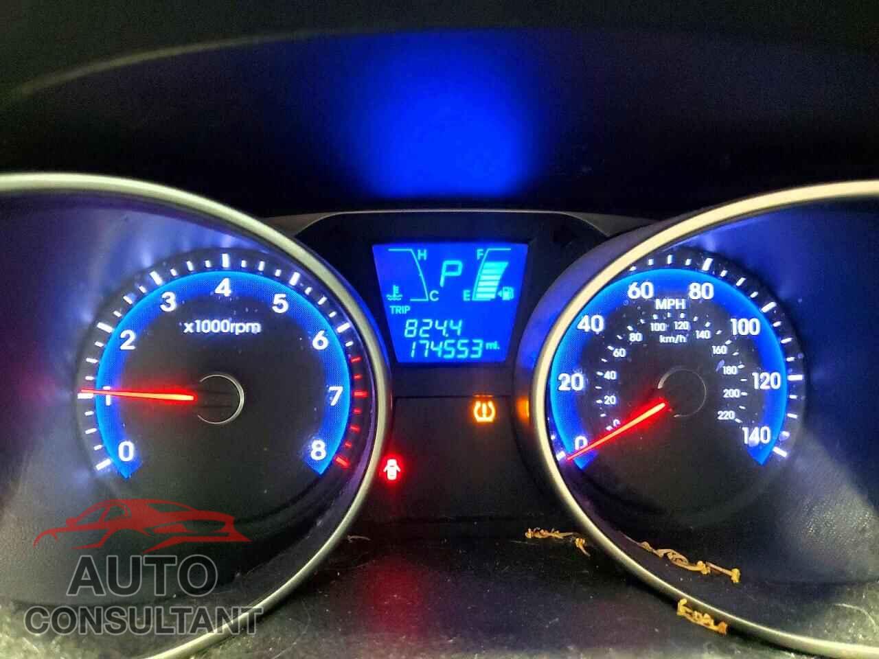 HYUNDAI TUCSON 2011 - KM8JU3AC2BU292003