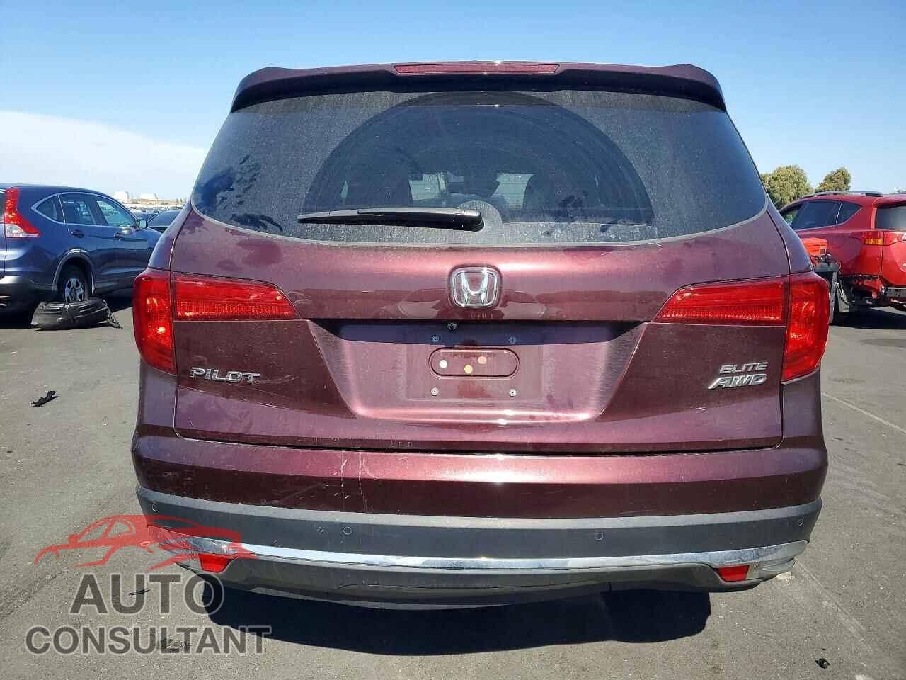 HONDA PILOT 2017 - 5FNYF6H09HB065483