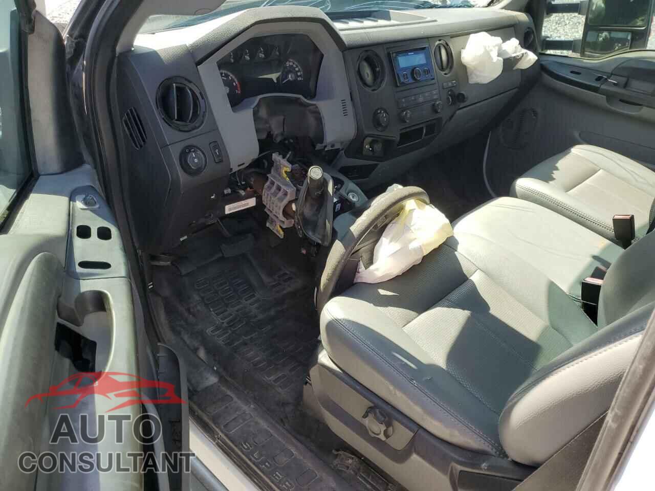 FORD F250 2011 - 1FTBF2B68BEB75977
