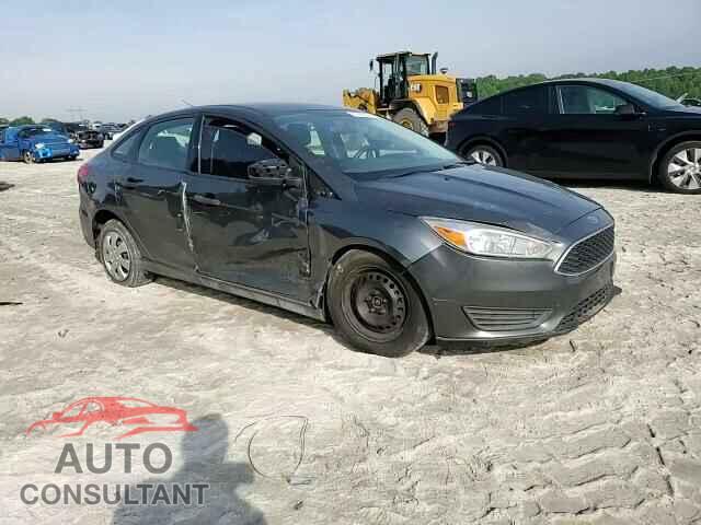 FORD FOCUS 2015 - 1FADP3E26FL247450