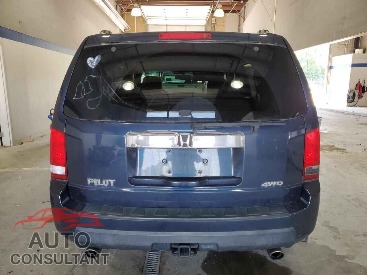 HONDA PILOT 2011 - 5FNYF4H63BB073434