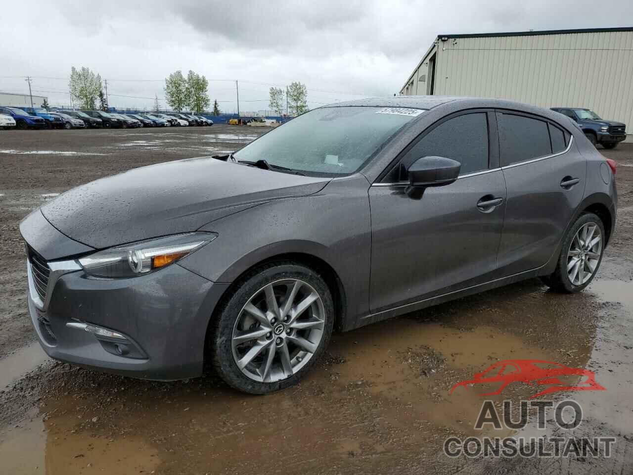 MAZDA 3 2018 - 3MZBN1M34JM169132