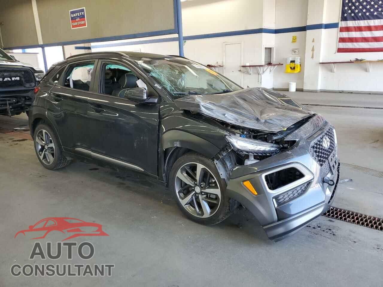 HYUNDAI KONA 2018 - KM8K3CA54JU088732