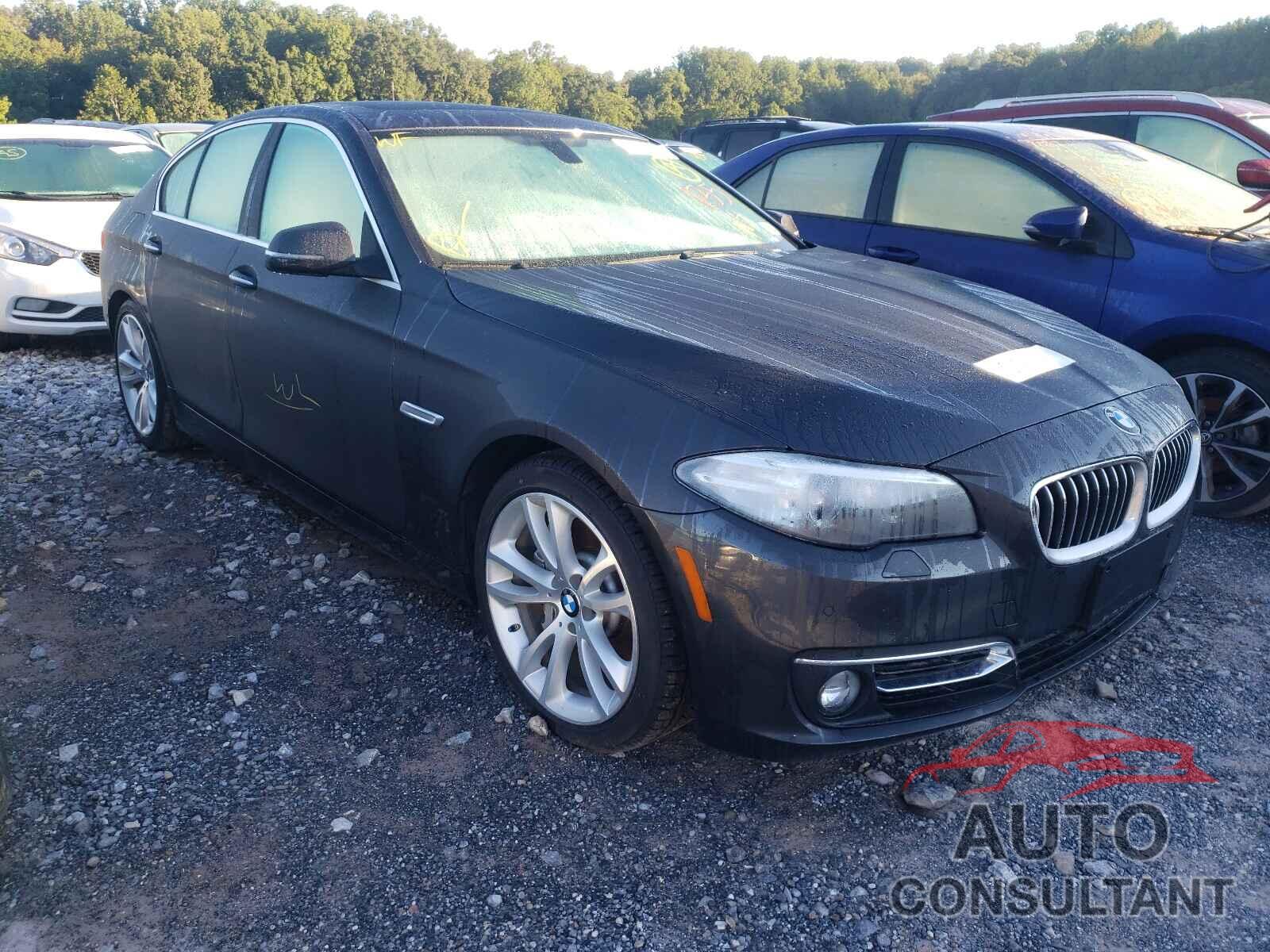 BMW 5 SERIES 2016 - WBA5B3C5XGD549634