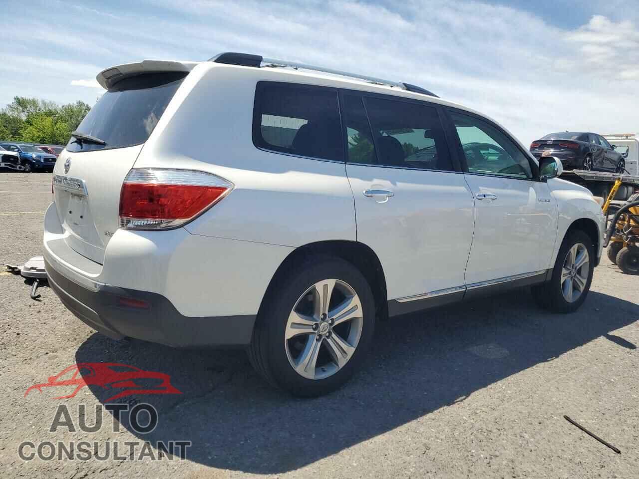 TOYOTA HIGHLANDER 2011 - 5TDDK3EHXBS068009