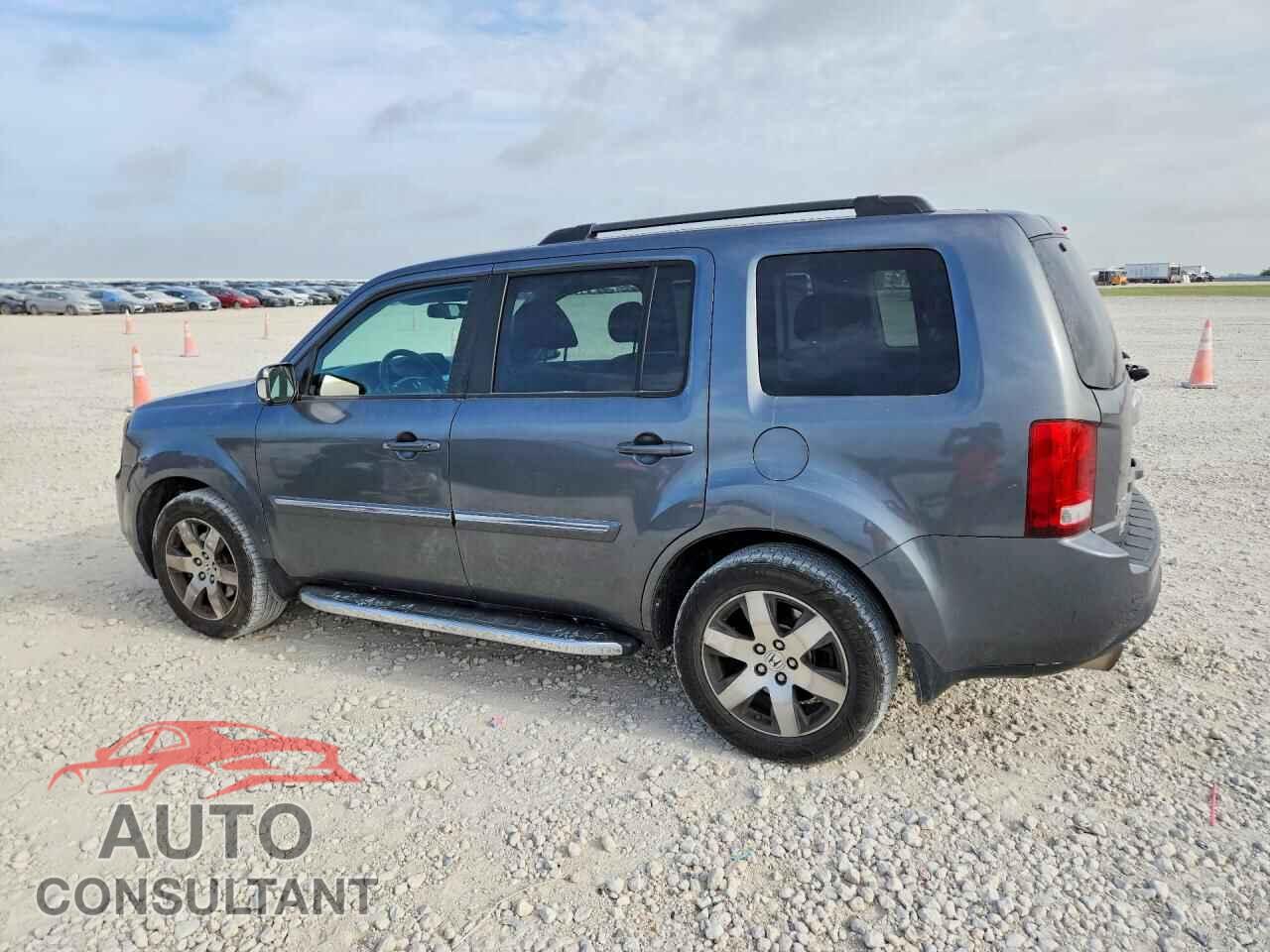HONDA PILOT 2013 - 5FNYF3H9XDB025498