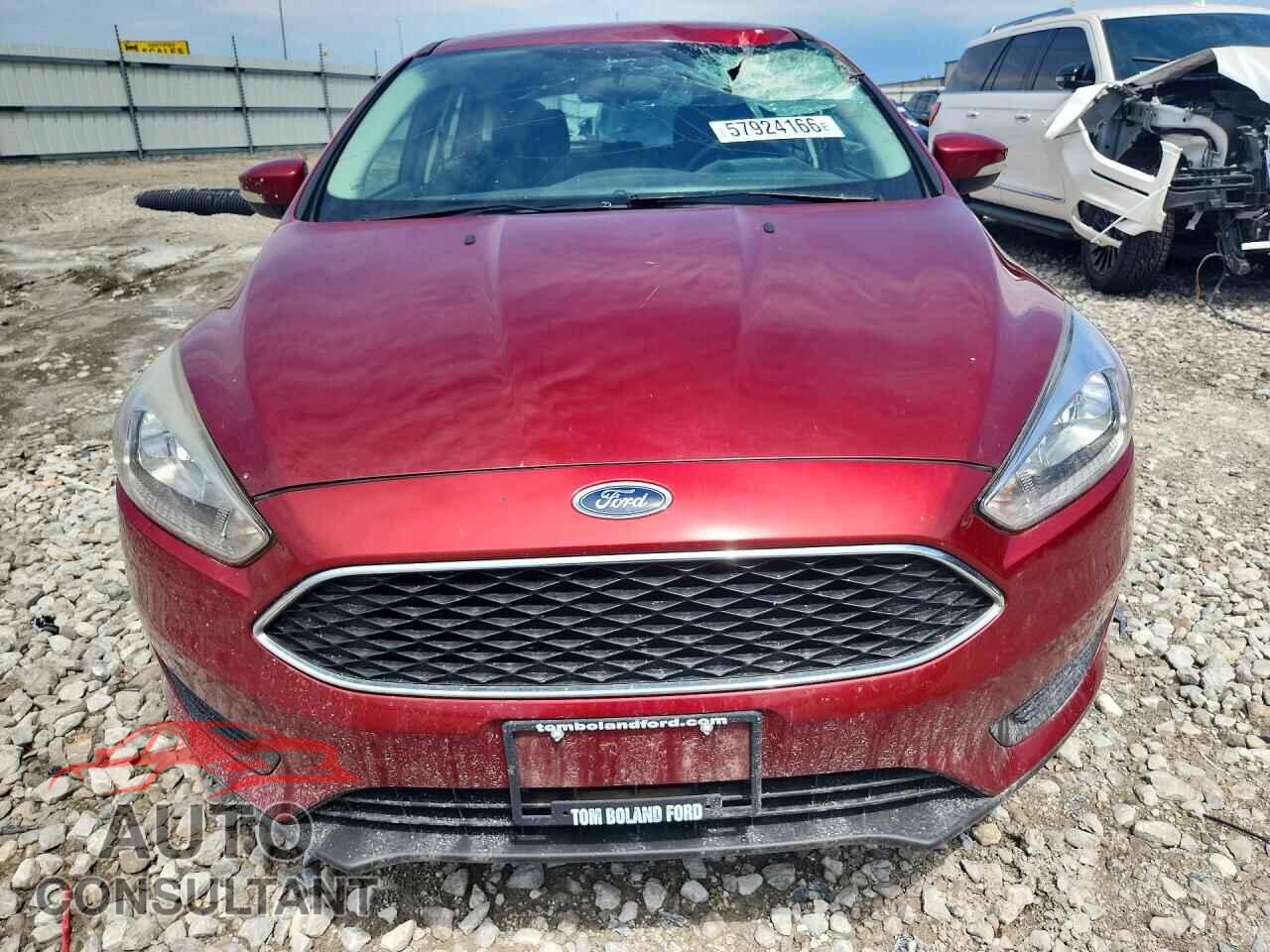 FORD FOCUS 2017 - 1FADP3K28HL328876
