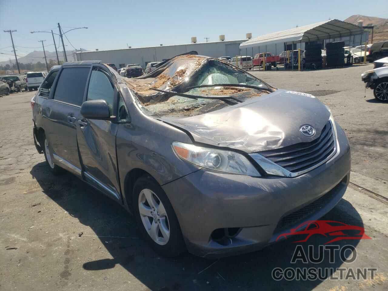 TOYOTA SIENNA 2017 - 5TDKZ3DC4HS815329