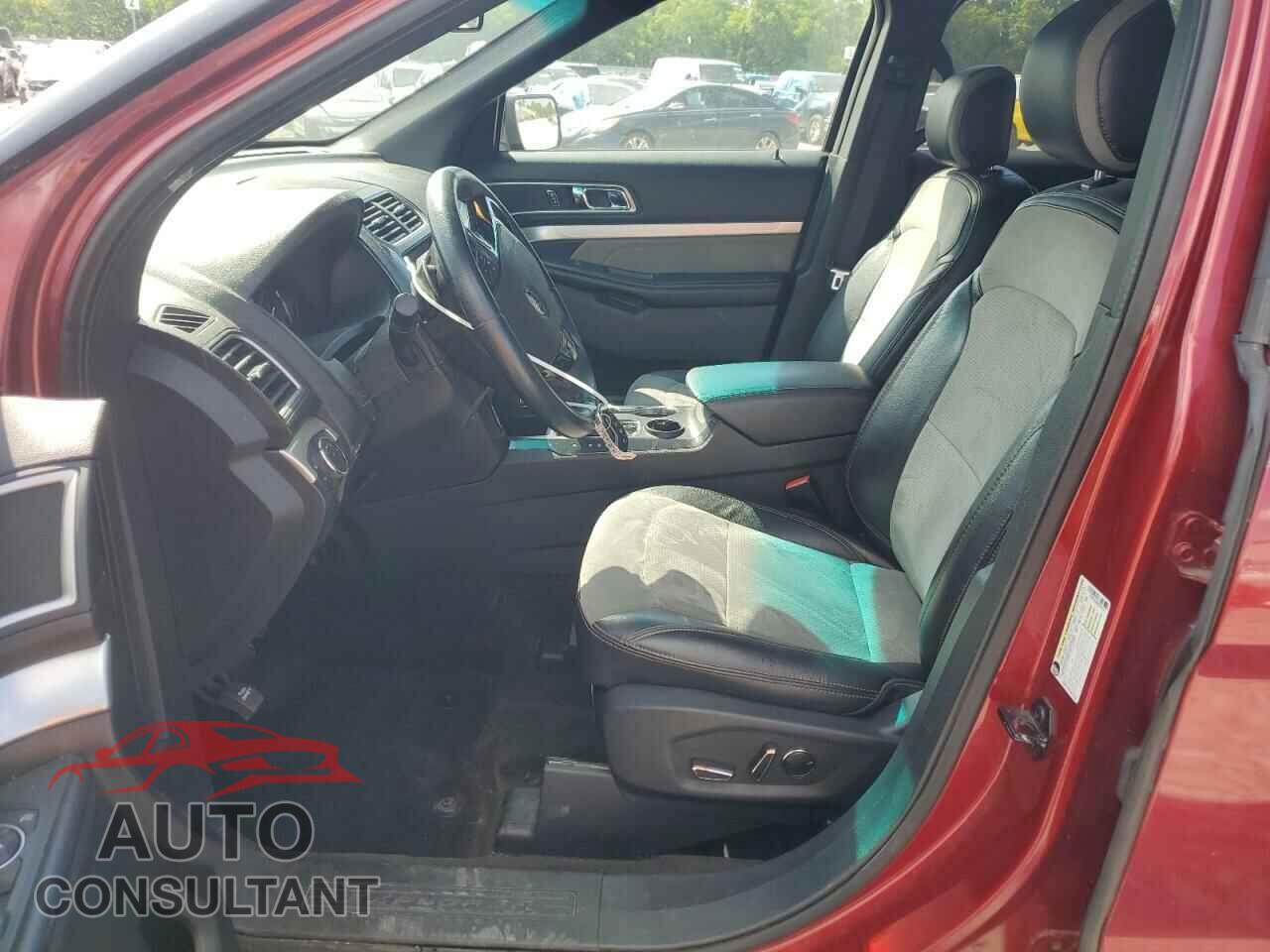 FORD EXPLORER 2017 - 1FM5K7D88HGA84107