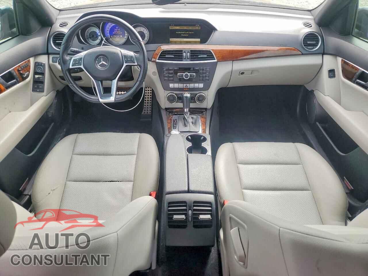 MERCEDES-BENZ C-CLASS 2012 - WDDGF4HB0CA644287