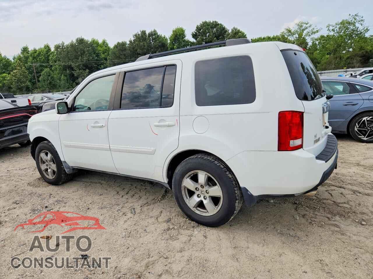 HONDA PILOT 2011 - 5FNYF4H61BB096713