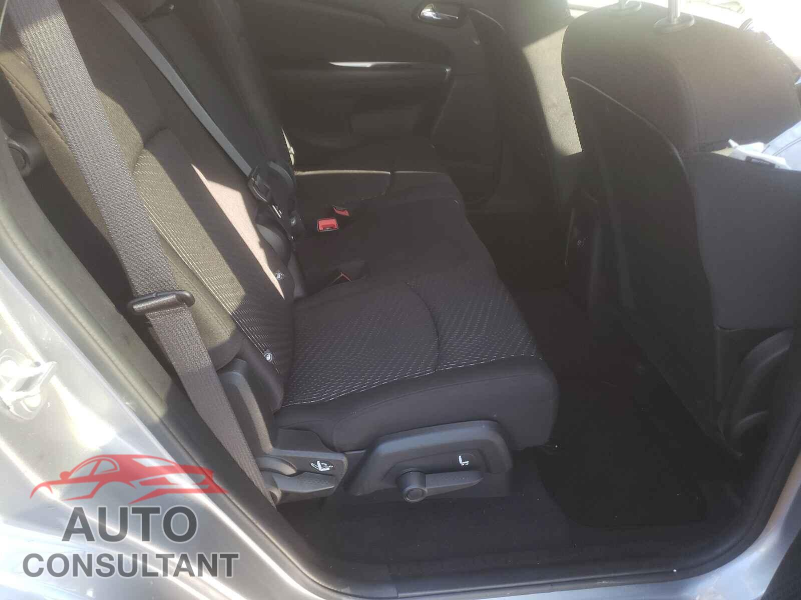 DODGE JOURNEY 2017 - 3C4PDCBG2HT554783