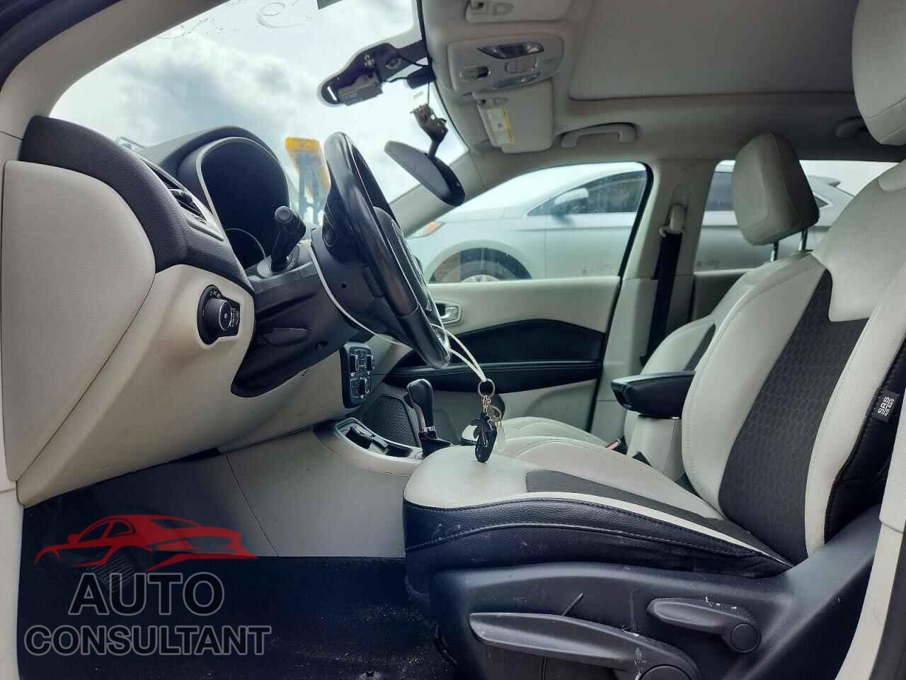JEEP COMPASS 2020 - 3C4NJDBB3LT217395