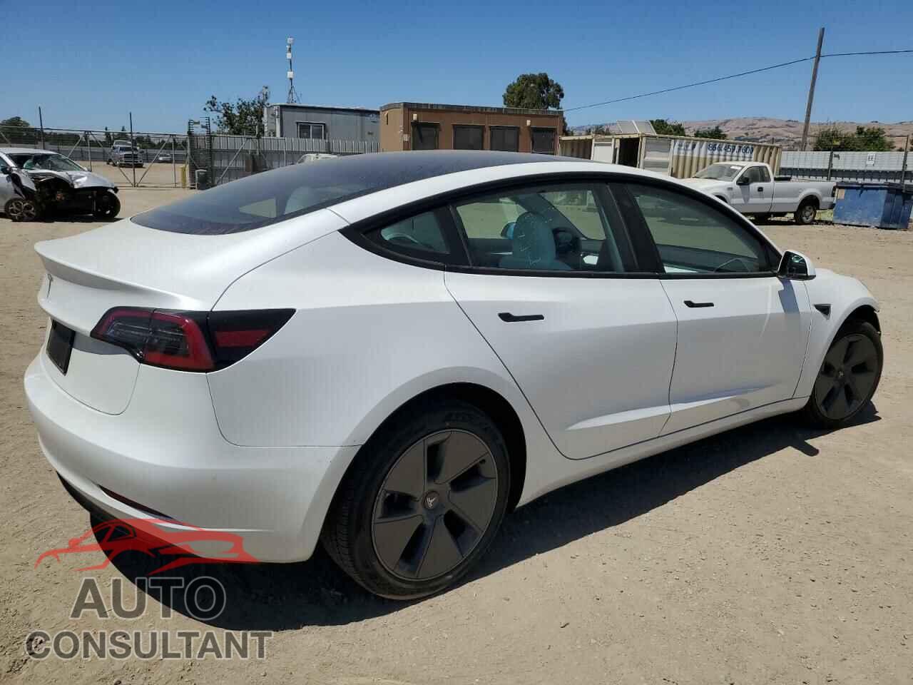 TESLA MODEL 3 2023 - 5YJ3E1EA1PF550132
