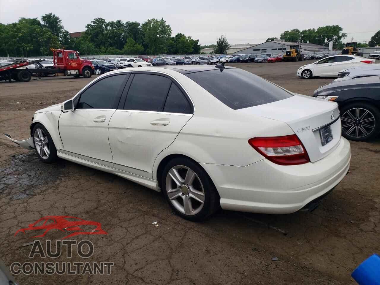 MERCEDES-BENZ C-CLASS 2011 - WDDGF8BB3BR133589