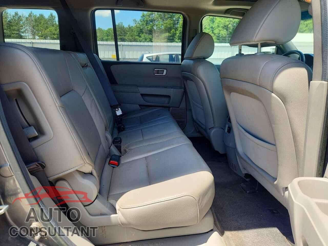 HONDA PILOT 2012 - 5FNYF4H58CB082428
