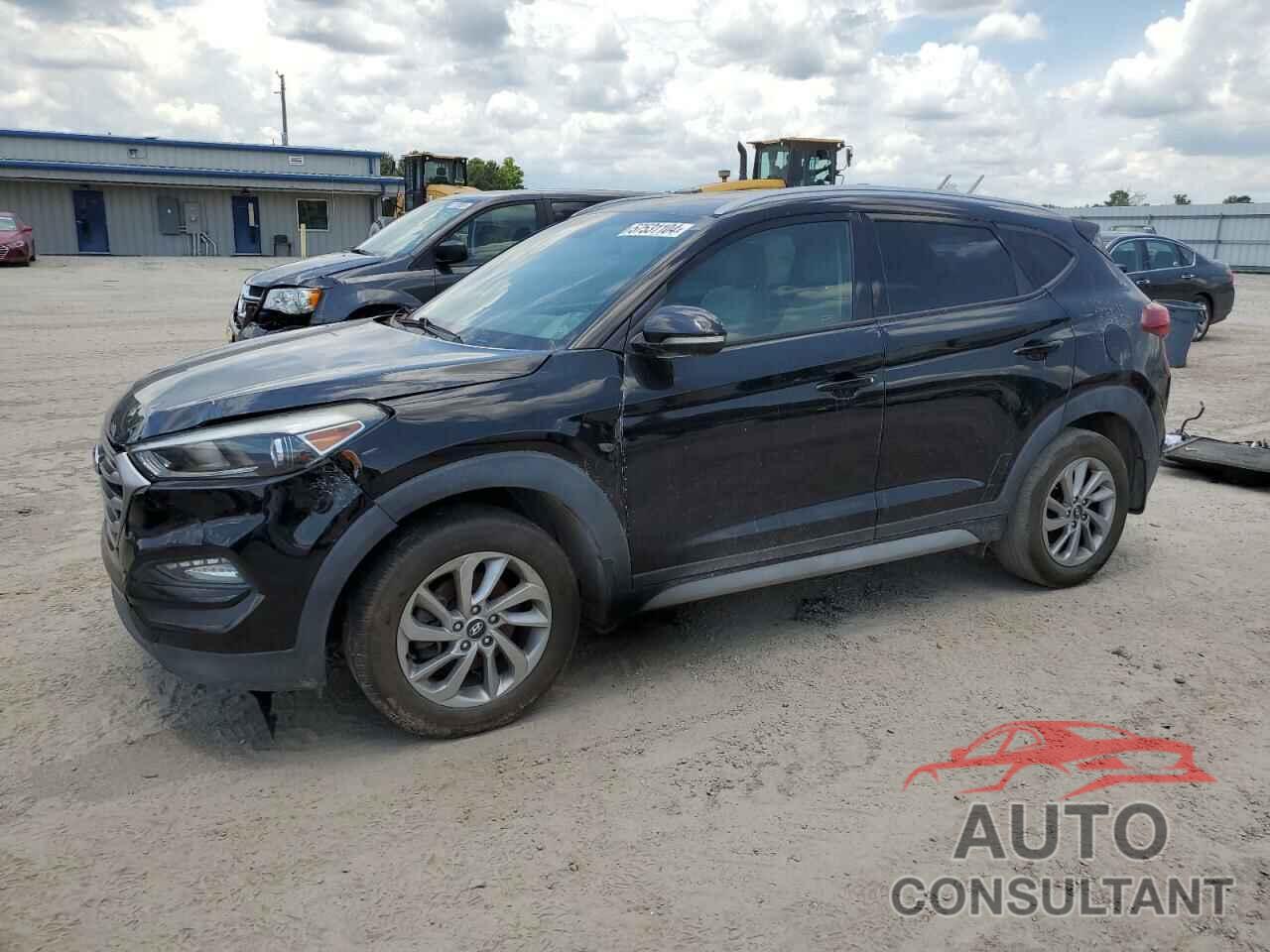 HYUNDAI TUCSON 2018 - KM8J33A40JU802357