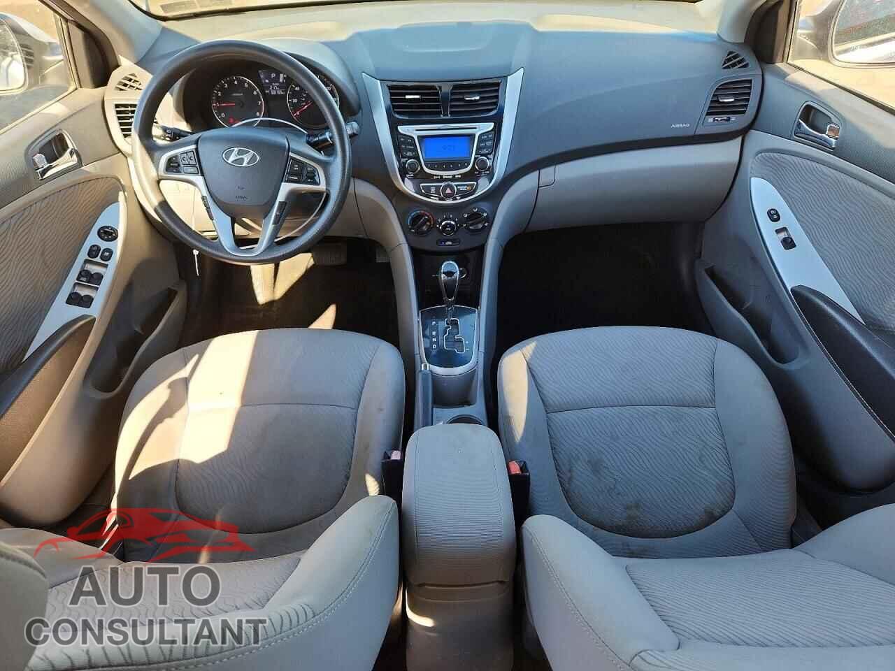 HYUNDAI ACCENT 2012 - KMHCU4AEXCU071704