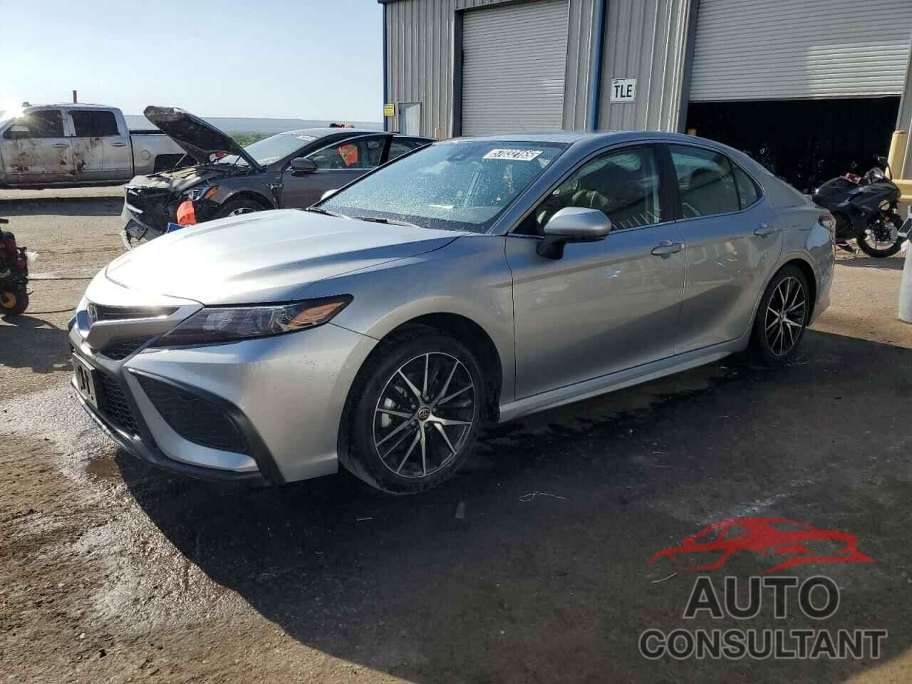 TOYOTA CAMRY 2024 - 4T1G11AK2RU892593