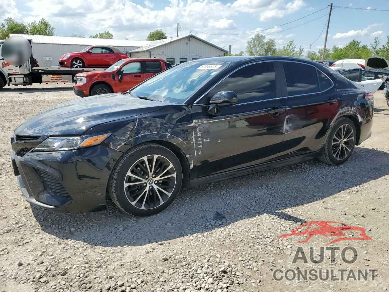 TOYOTA CAMRY 2018 - 4T1B11HK7JU666456